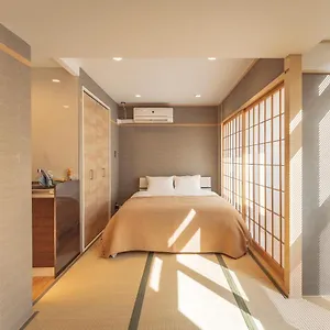 아파트 谷町君・星hotel・道頓福居, 오사카